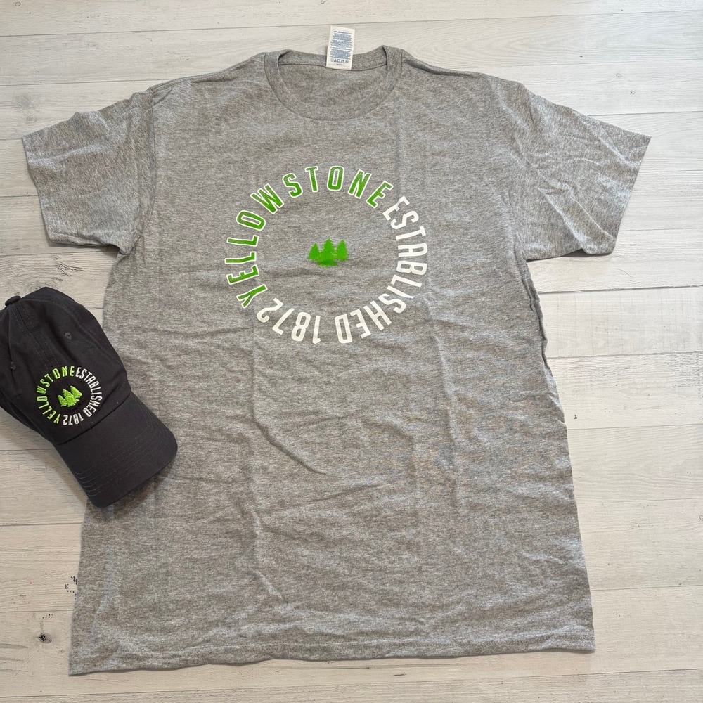 Yellowstone National Park Montana grey short sleeve shirt and hat set NEW medium